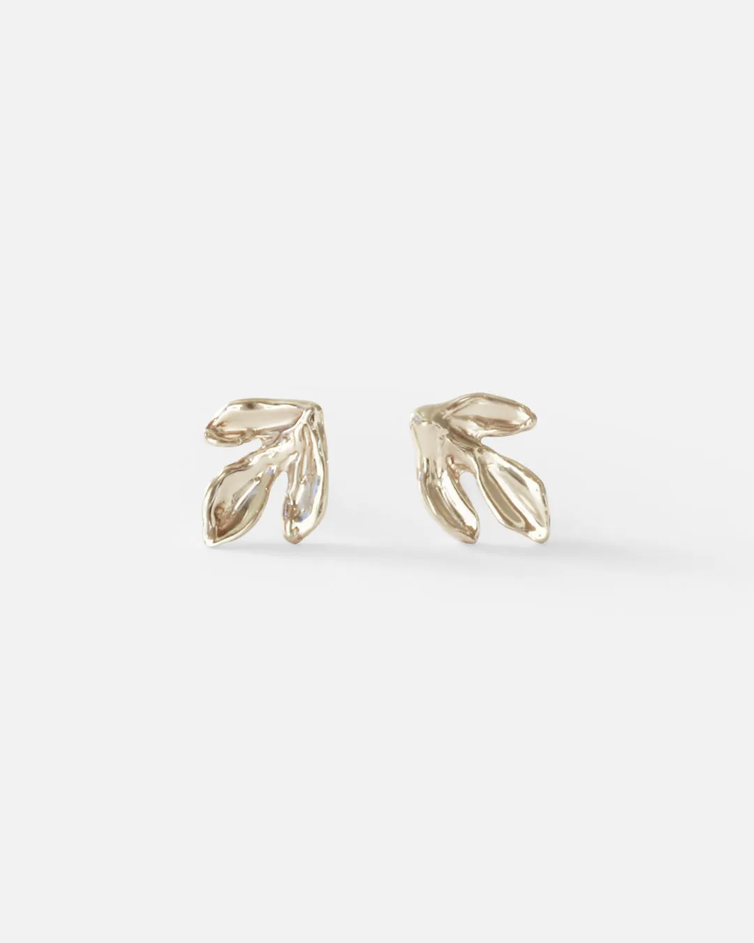 Leaf / White Studs