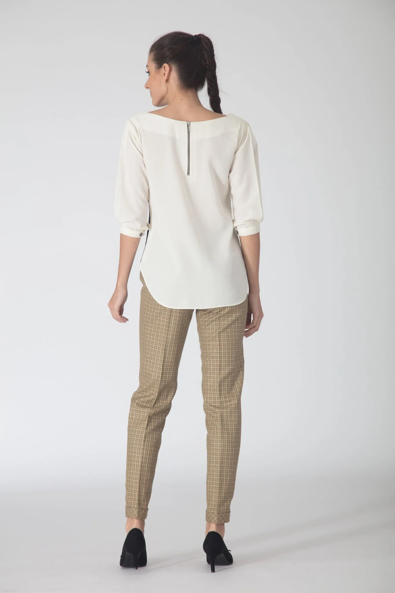 Peaches Contrast Flowy Blouse